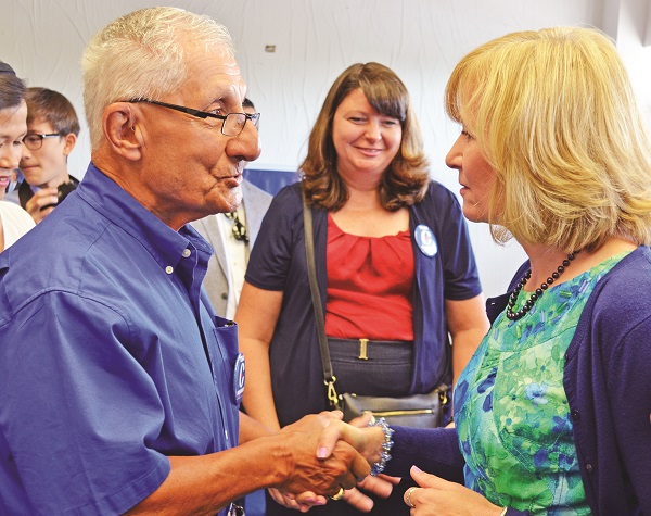 Laureen Harper meets Aurora resident Art Hagopian